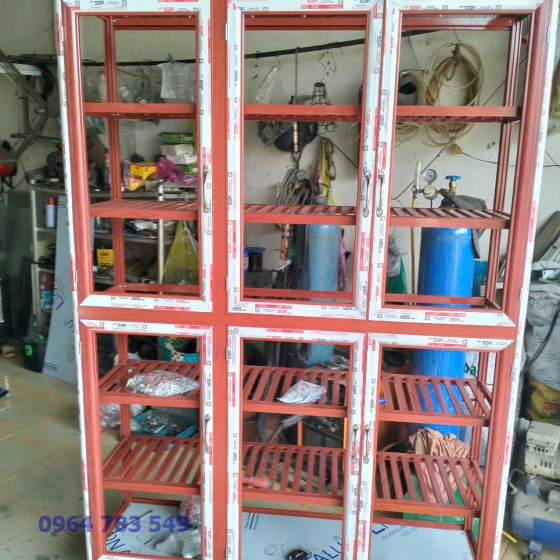 Dịch vụ làm tủ chén nhôm kính theo yêu cầu tại Tp.HCM 