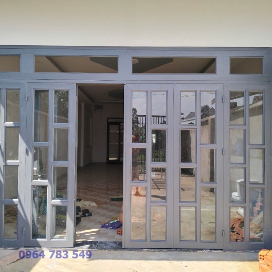 Cửa nhôm 4 cánh kính tại Củ Chi 