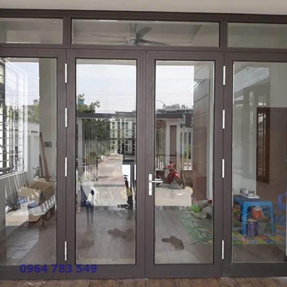 Thi Công , lắp đặt Cửa Nhôm Kính Hóc Môn